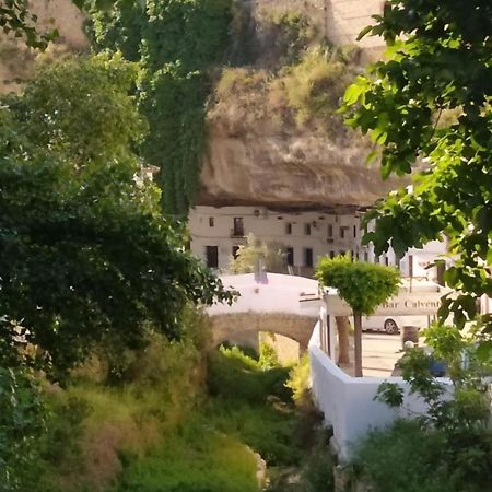 Casa Cueva Un Rincon En La Roca Villa Setenil De Las Bodegas Bagian luar foto