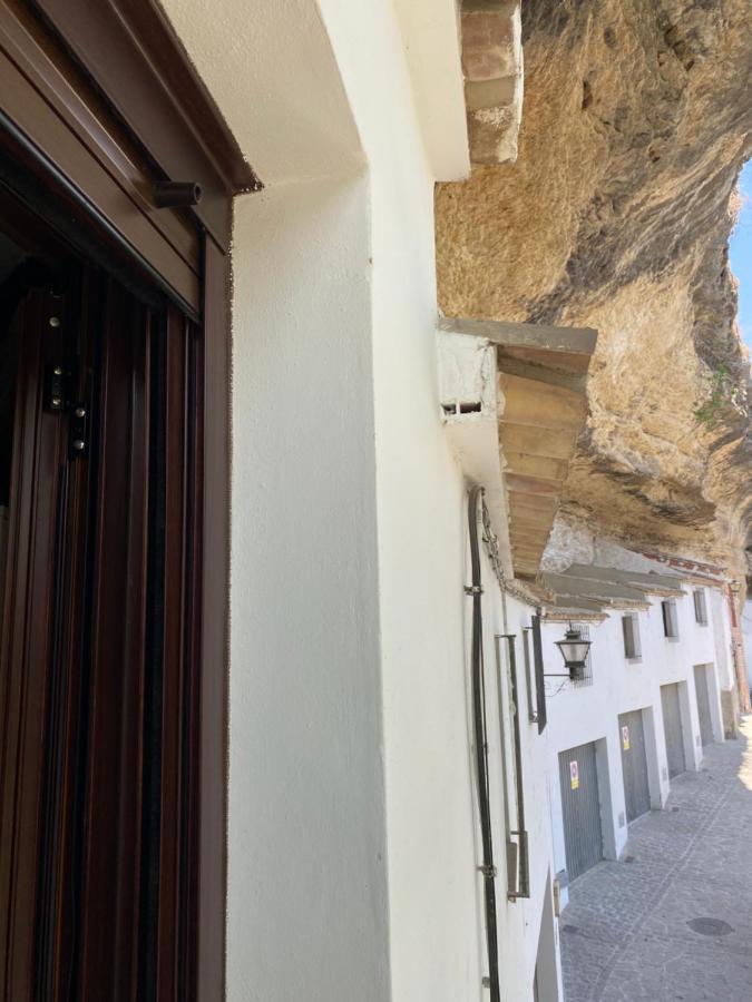 Casa Cueva Un Rincon En La Roca Villa Setenil De Las Bodegas Bagian luar foto