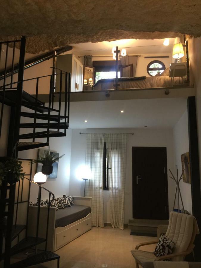 Casa Cueva Un Rincon En La Roca Villa Setenil De Las Bodegas Bagian luar foto
