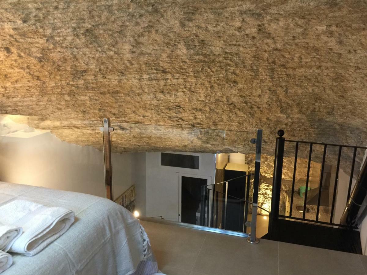 Casa Cueva Un Rincon En La Roca Villa Setenil De Las Bodegas Bagian luar foto
